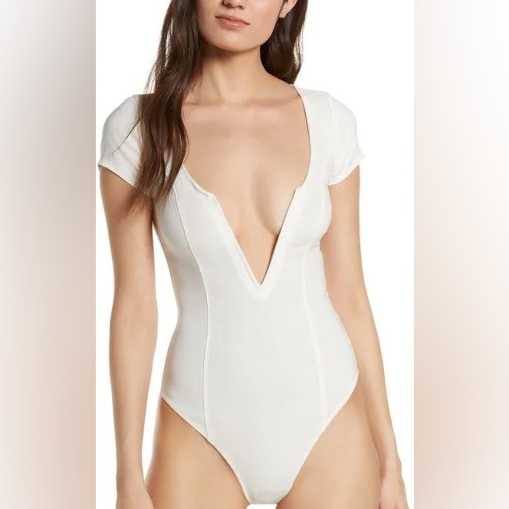 Free People Intimately Short Sleeve V-Neck Bodysuit in White NWT